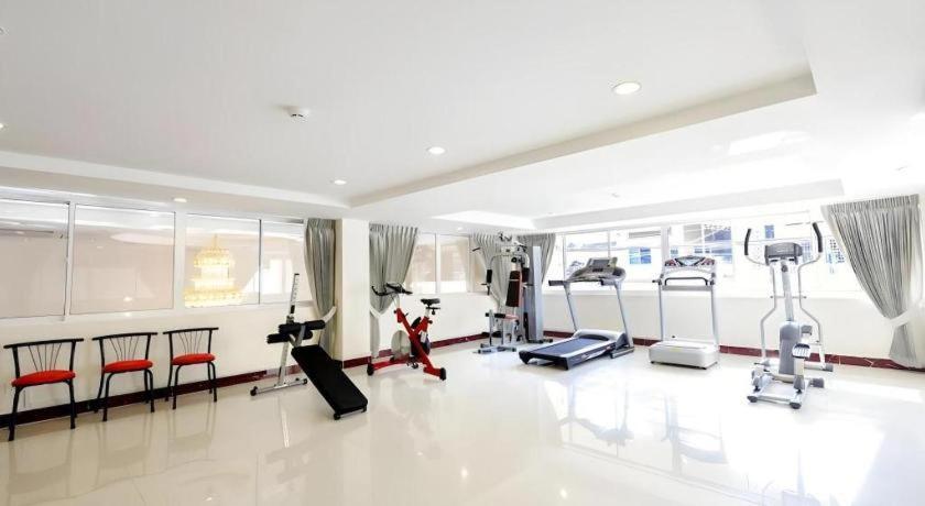 Kirirom Crystal Hotel Phnom Penh Eksteriør billede